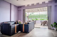 SANS Vibes Violeta Inn Jambi - 3 ดาว