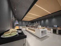 Jinyi Intercontinental Hotel (Fuyuan Dongjige Port) - sarapan