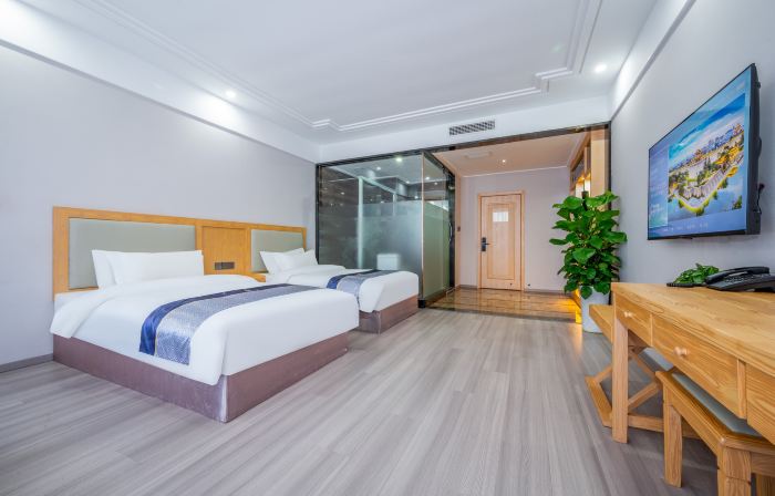English： Dingcheng Hotel（Wenhua Road Branch）