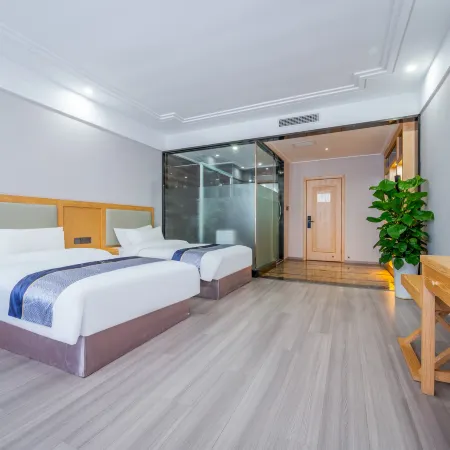 English：Chenggu Dingcheng Hotel（Wenhua Road Branch）