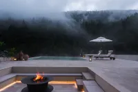 Sanctuary Springs - Romantic