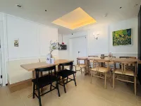 SFEEL設計師酒店(惠州西湖水東街店) - 停車場