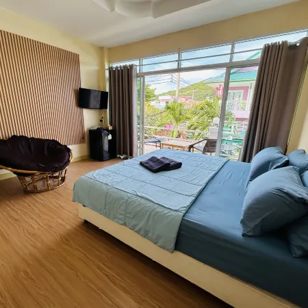 Baan Rak Nam