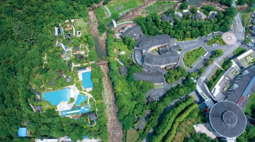 China Railway Huashuiwan Hot Spring Hotel - Mountain view