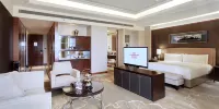 Crowne Plaza Tianjin Jinnan Hotels near Tianjin Vocational University (Haiheyuan Campus)