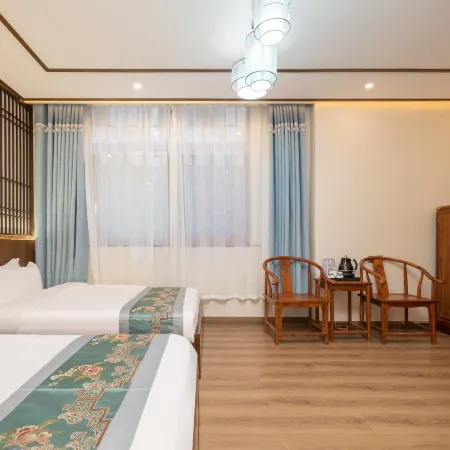 Floral Hotel·Huiyuan Residential Accommodation (Tianzhu Mountain Scenic Area Store)