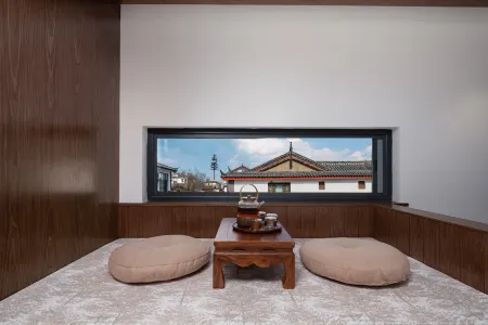 Langwen Mingxuan Inn