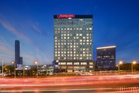 Hampton by Hilton Hotel(Shanghai Hongqiao NECC Jiuting) Отели рядом с достопримечательностью «Jiuke Oasis Park»