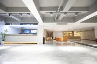 Taku E-sports Hotel (Gongyi Xinhua Road)