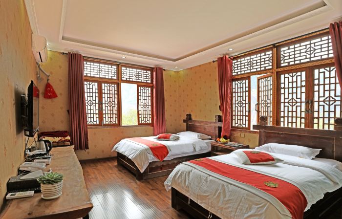 Danba Banshan Yunju Xiaogema B&B