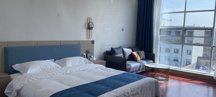 Elegant Hotel Hotels in Linshu