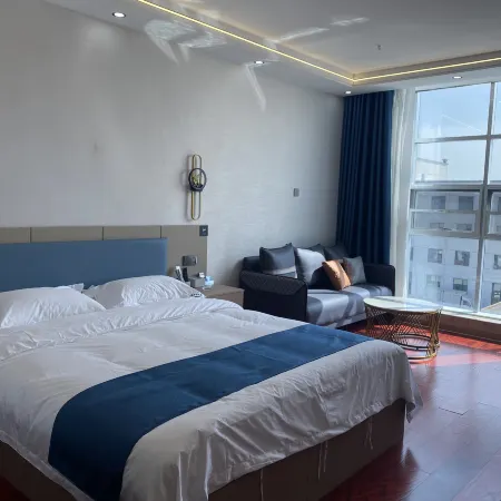 Elegant Hotel