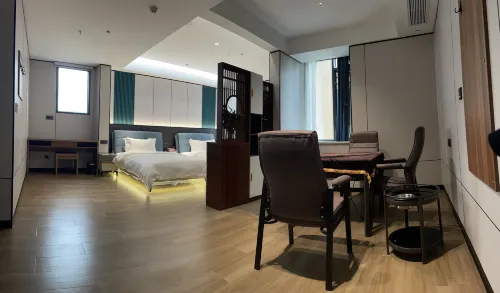 Fengdu JiaHong Hotel