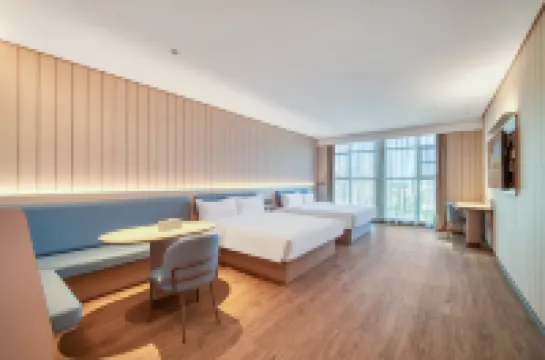 HanTing Hotel (Zhoushan Donggang Putuo Passenger Transport Center)