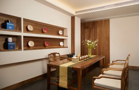 Xichang Shanhaiting Hotel (Bohai Wetland Haihe Tianjie Branch) Отели рядом с достопримечательностью «Lushan Scenic Area»