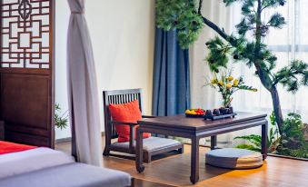 AI Stay Future Hotel (Xi'an Zhonggulou Wulukou Subway Station)