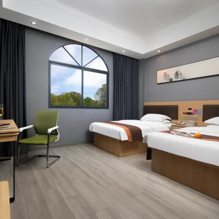 Jun Hotels(Rucheng County Government)