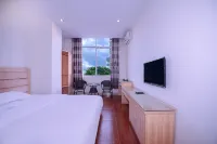 Dongxing Huichang Fashion Hotel