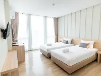 Pillows Boutique Hotel Hotels near Tha Sala