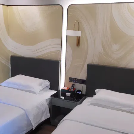 Lizhou Hotel