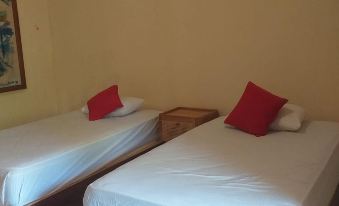 Nushe Hostel & Room