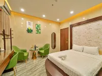 S79 Hotel T68 Hotels near District 12