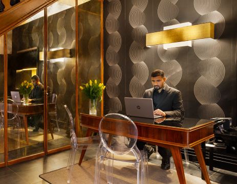 우니카 스위트 로마의 깔끔한 객실