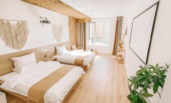 Nanwu Chushe · Xiaozhan (Xinhualian Square Branch)