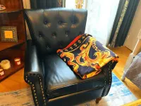 Champs Elysees Charming (2 Bedrooms and 1 Living Room)