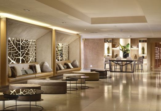 호텔 객실 내부