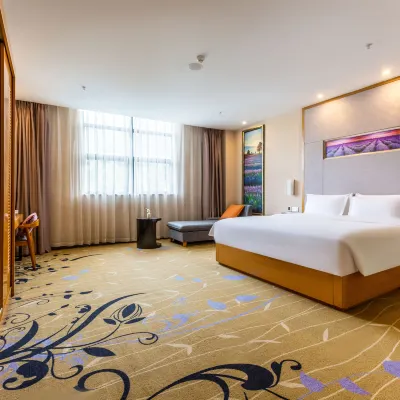 LiveCool-Hotel (WanDaGuangChangShunHaiDiTieZhanDian) Hoteles cerca de CPC Guizhou Botanical Garden Committee