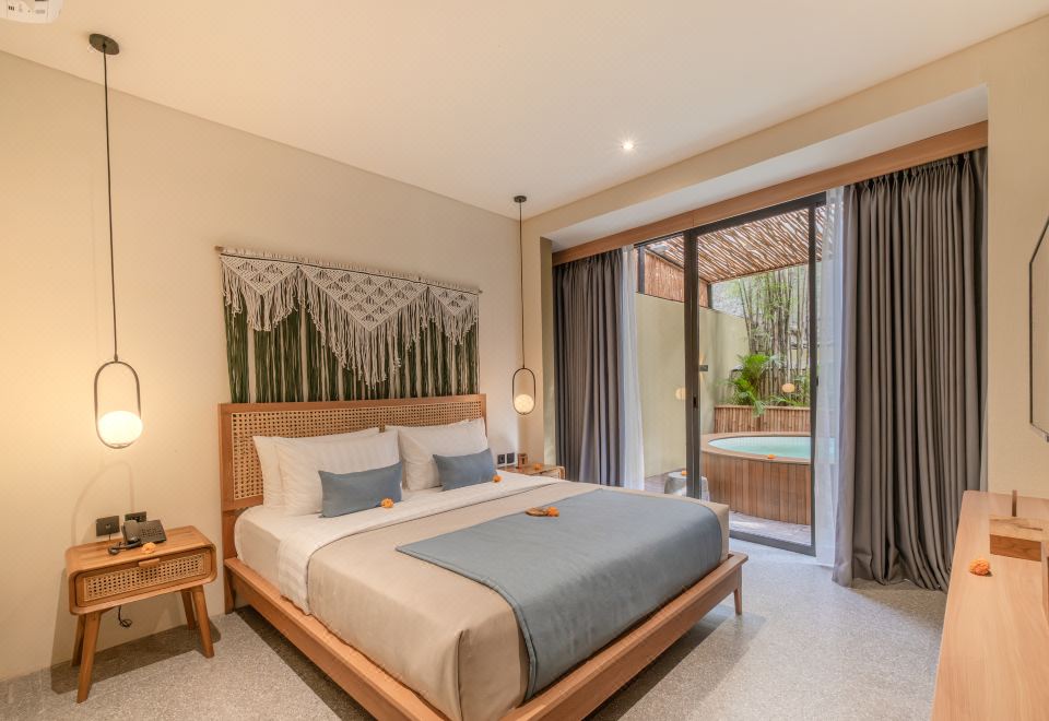 1. 창구 카바나 리..