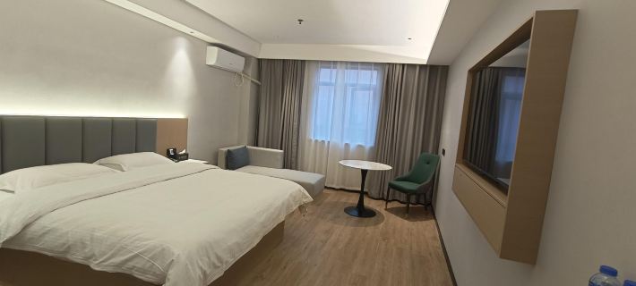 GreenTree Inn Express Hotel (Baoying Anyi South Road) Hotels in Baoying