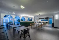 西雙版納景洪瀾岸飯店（告莊星光夜市店）