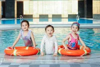 Grand Skylight International Hotel LongNan XingChao - Pools