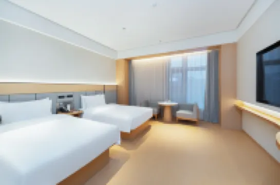 JI Hotel (Fuzhou Yantai Mountain Sanchajie Metro Station)