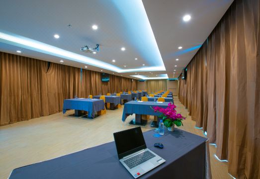 2. O2 럭셔리 호..