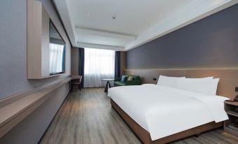 Ibis Styles Hotel (Yancheng Dongtai Gulou Pedestrian Street)