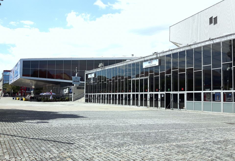 2. 아르테 호텔 빈..