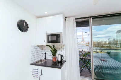 PARISUHOME  호텔