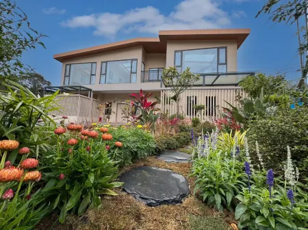 Tong'aicunju Life Homestay Отели в г. Синфен