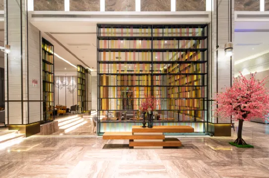 Happy Movie Hotel (Wanning High Speed Rail Station Store)