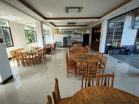 Bo Wang Mountain Longquan Lake resort Отели рядом с достопримечательностью «Xing Wen Shi Hai»