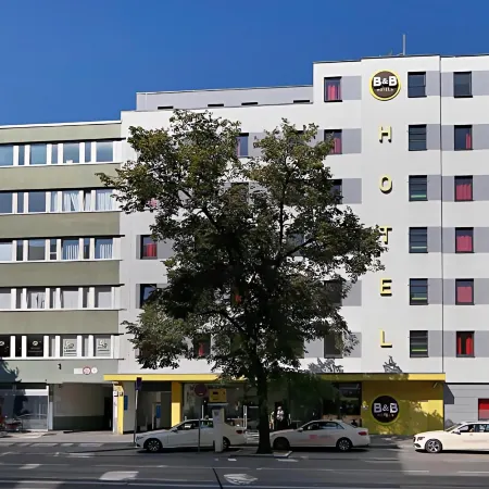 B&B HOTEL Berlin-Potsdamer Platz Отели рядом с достопримечательностью «Конгресс-центр STATION Berlin»