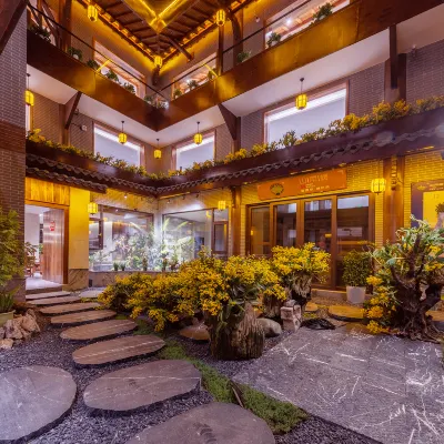 Pu'er Senquan Inn (Tea Horse Ancient City Scenic Area) Hotels near Simao Northern District