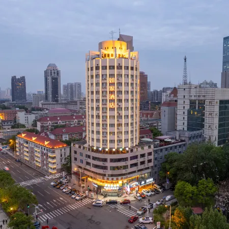 Homeinn · neo (Tianjin Xiaobailou Subway Station Hisense Plaza) Отели рядом с достопримечательностью «Станция метро Xiaobailou»