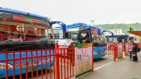 雲錦酒店（畢節高鐵站飛雄機場店） - 停車場
