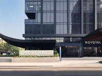 Novotel Phnom Penh BKK 1 Hotel dekat Jidaiya Cambodia