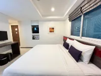 Cubic Pratunam Hotels near Baiyoke Sky Tower