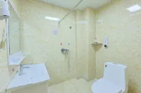 眾鑫假日飯店（稻城亞丁風景區新遊客服務中心店） 稻城住宿飯店